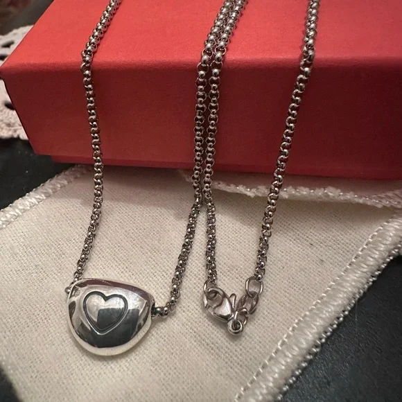 James Avery Rare And Retired Sliding Puffy HEART Pendant On 20” Rolo Necklace - Picture 3 of 8